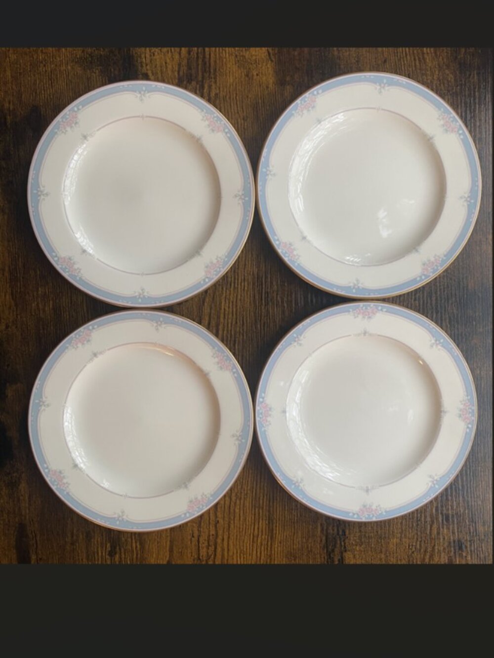 Vintage Pfaltzgraff 4-Piece Set Courtenay Bone China Floral Dessert Plates MINT